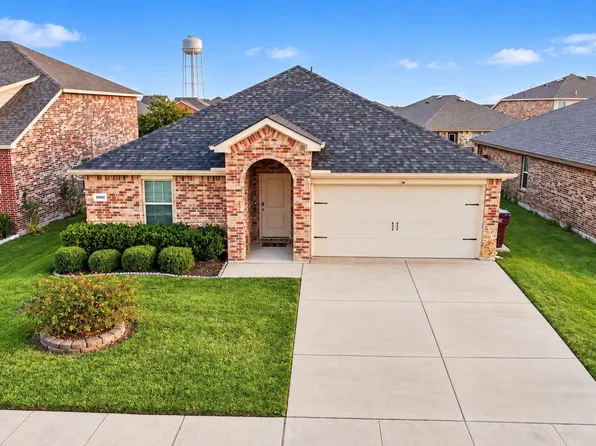 1901 Crimson Ave, Farmersville, TX 75442