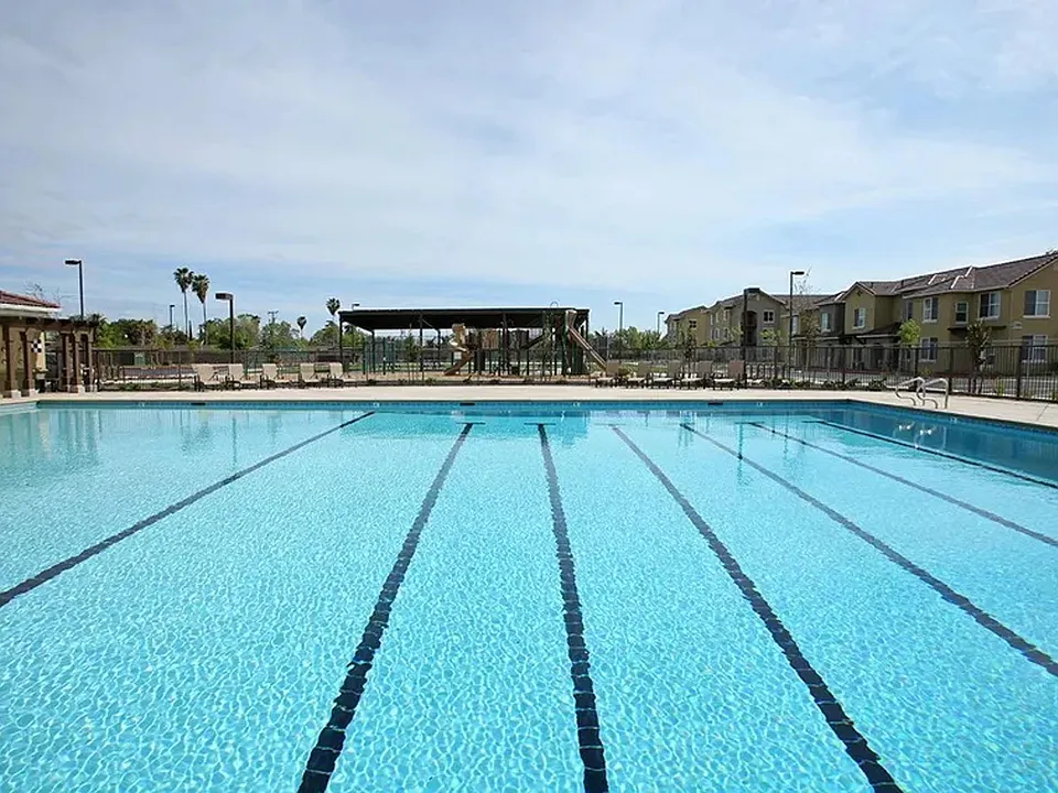 Parc Grove Commons