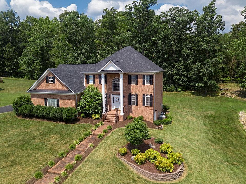 1st image of 5027 Cobblestone Dr