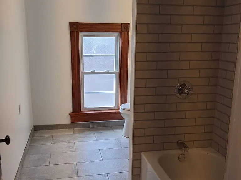 2221 Scott Blvd — Photo 21