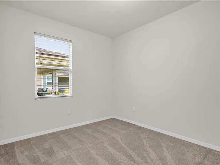 2444 Varenna Loop — Photo 20