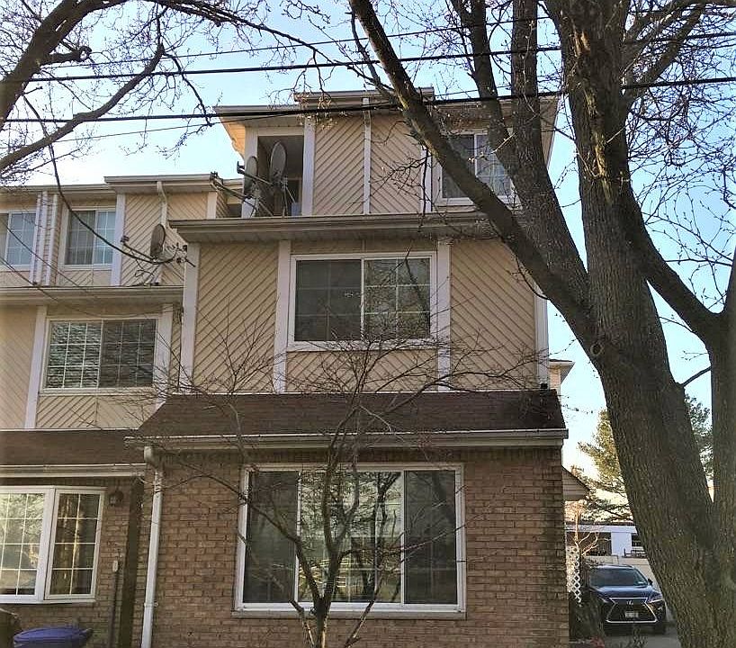 1st image of 6 Nugent Ct