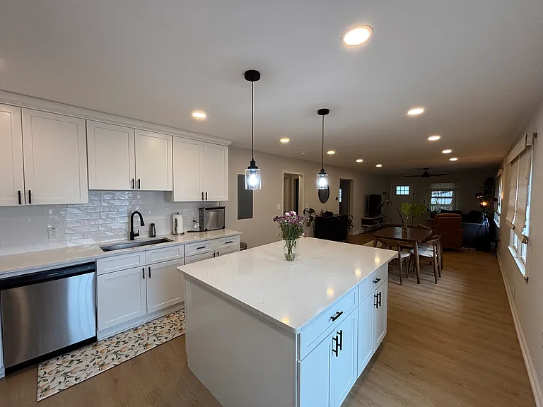 1443 Belmont Ave SE — Photo 9