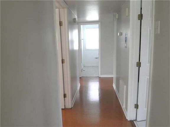 4th image of 2222 Odin St