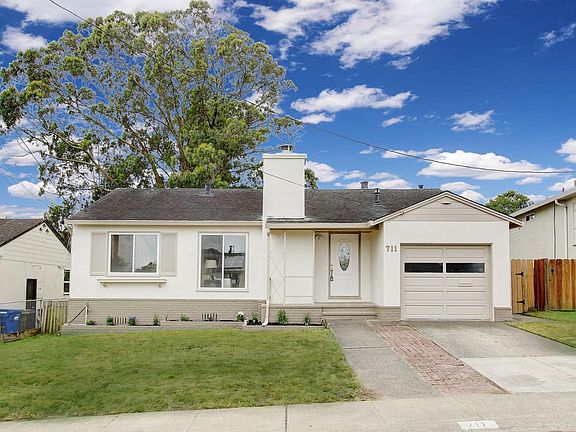 2nd image of 711 Thornhill Dr