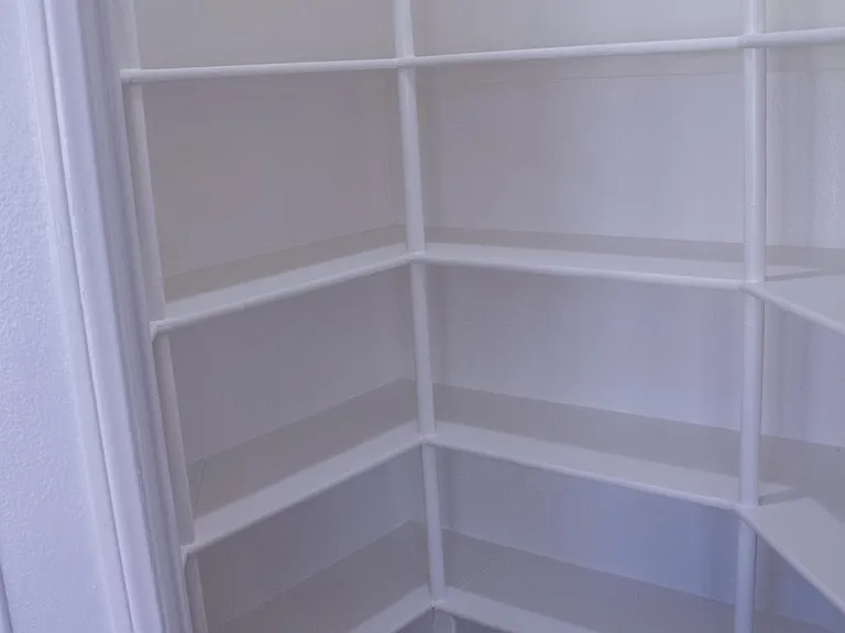 Kitchen pantry
