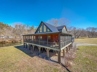 1095 Harshaw Farm Dr, Murphy, NC 28906