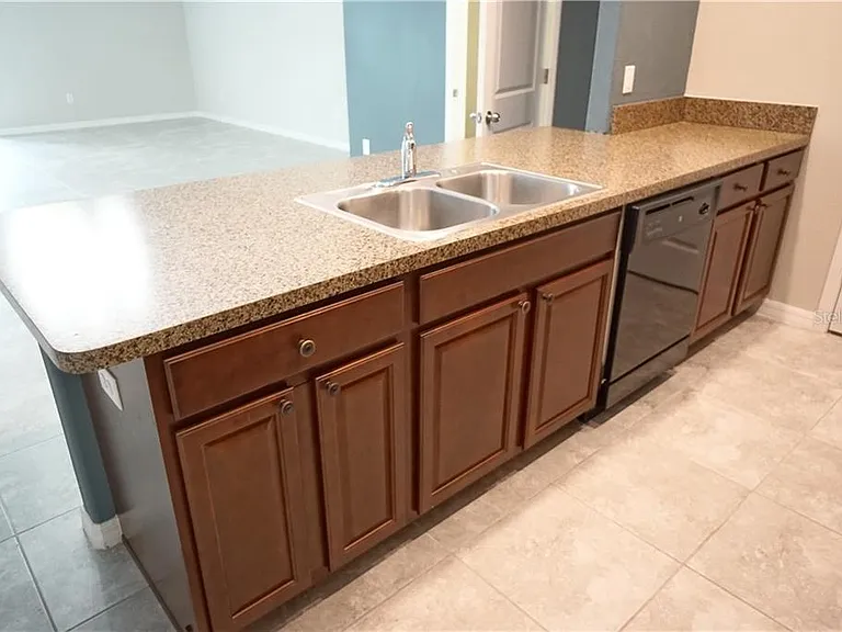 10669 Lake Montauk Dr — Photo 26