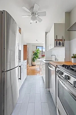 Sold by Compass | media 10