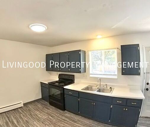 4th image of 1416 Stanley Ln #7