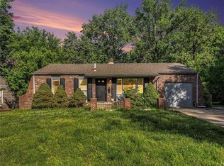 8810 Richards Dr, Raytown, MO 64133