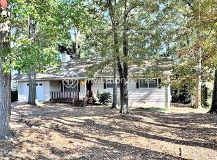 3108 Edgewater Dr, Gainesville, GA 30501