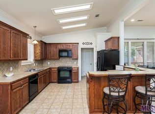 18152 Jefferson Ridge Dr, Baton Rouge, LA 70817