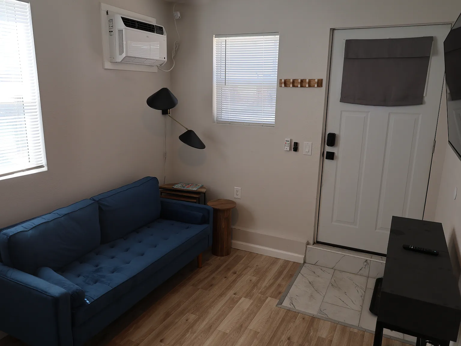 1 bed, 450 sqft, $1,350 — Photo 2