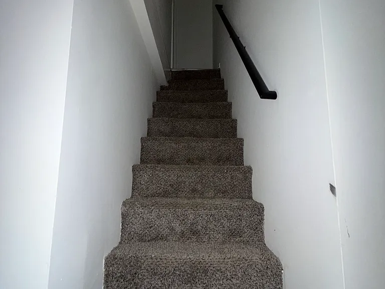 6125 Glenmore Ave #1 — Photo 8