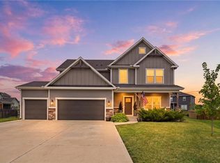 31700 W 164th Ct, Gardner, KS 66030