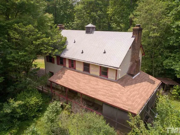 3908 Stoneycreek Rd, Chapel Hill, NC 27514