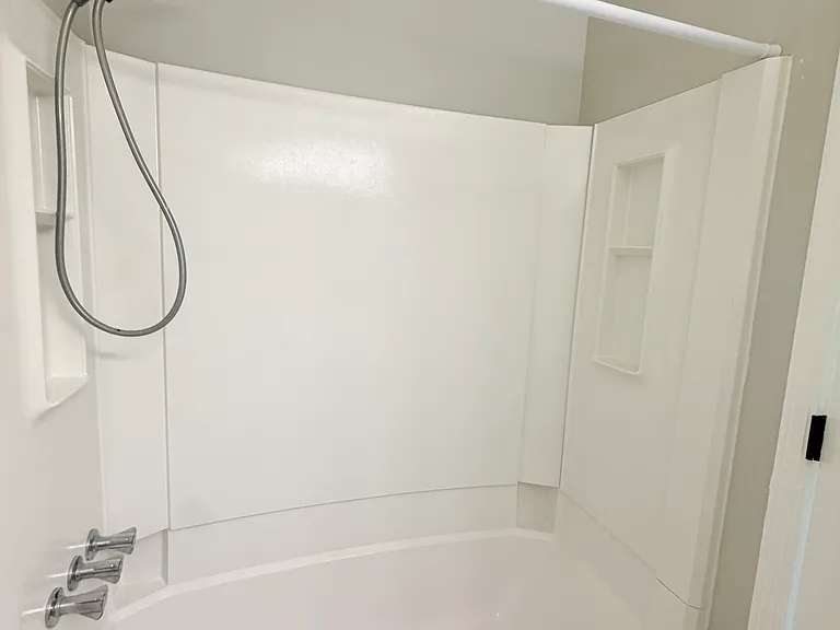 3565 Gondola Dr — Photo 10