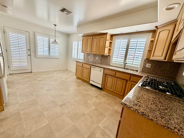 11126 Daines Dr — Photo 5