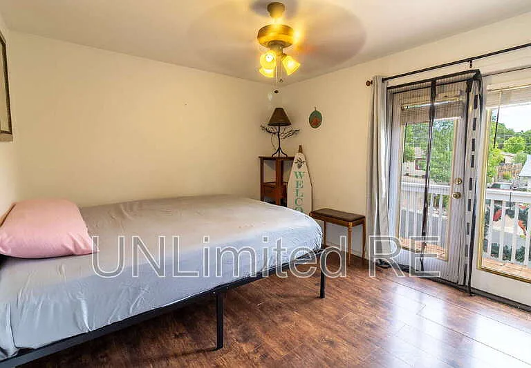 3565 N Manor Rd — Photo 11