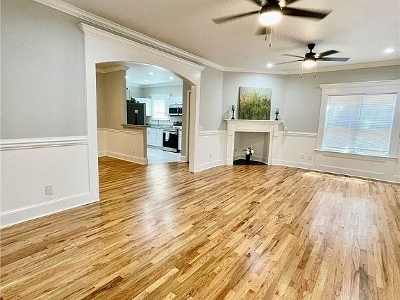 4th image of 1120 E 32nd Street