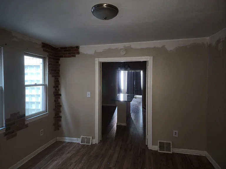 105 S 18th St #1 — Photo 13