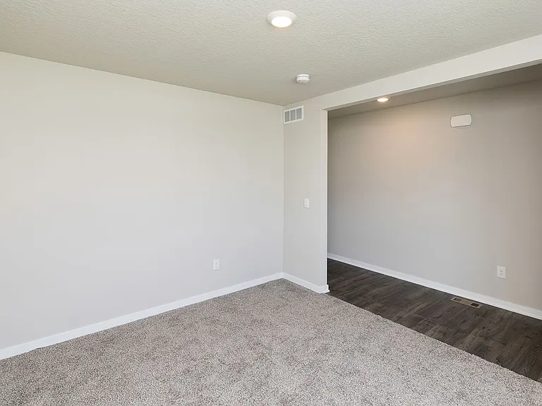 514 Elizabeth Ln NW — Photo 14