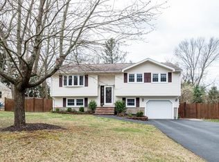 36 Franklin St, Billerica, MA 01821