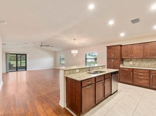 2 Ecuador Way, Fort Pierce, FL 34951