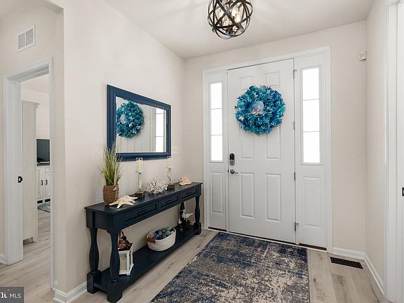 4th image of 20202 Greythorne Ln