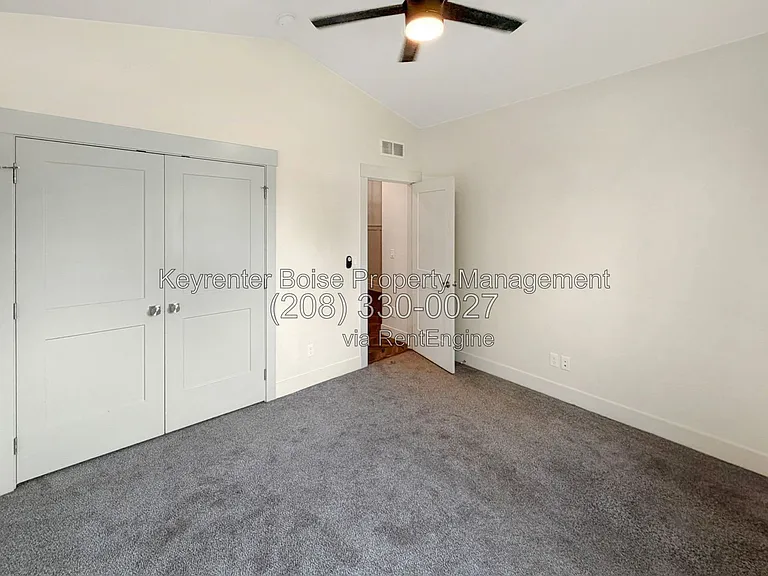 1440 W Cerulean St — Photo 21