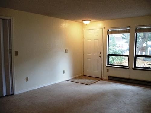 5th image of 1101 SW Harrier Cir APT 103