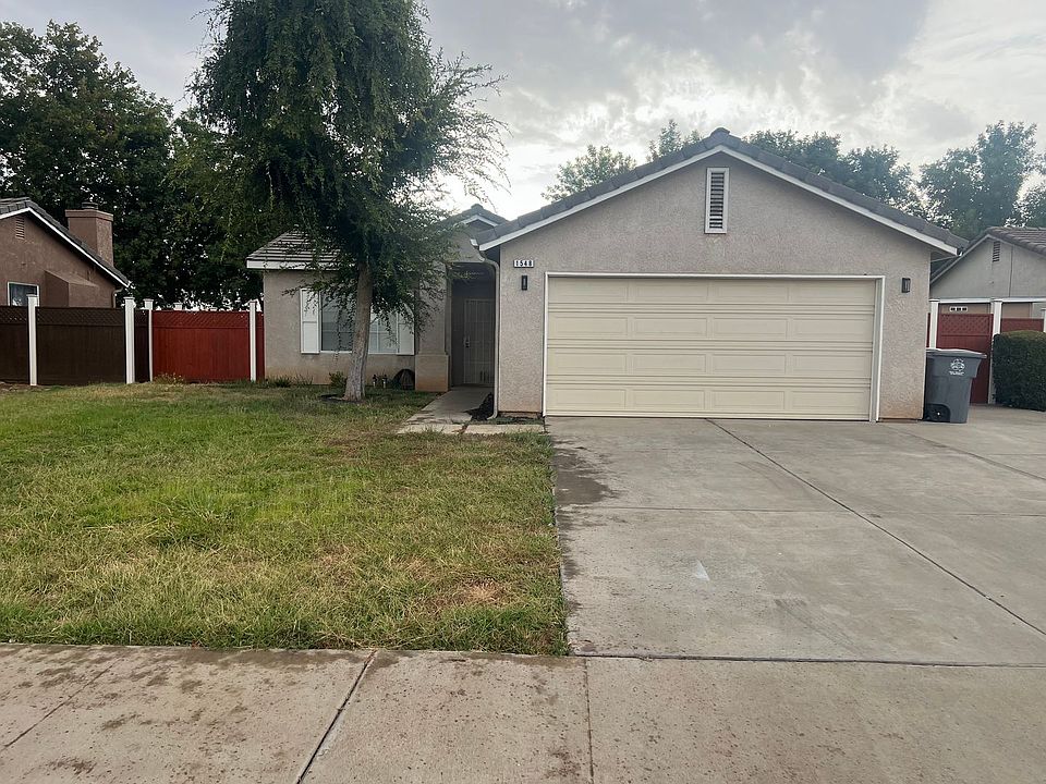 1st image of 1548 N Valencia Ct