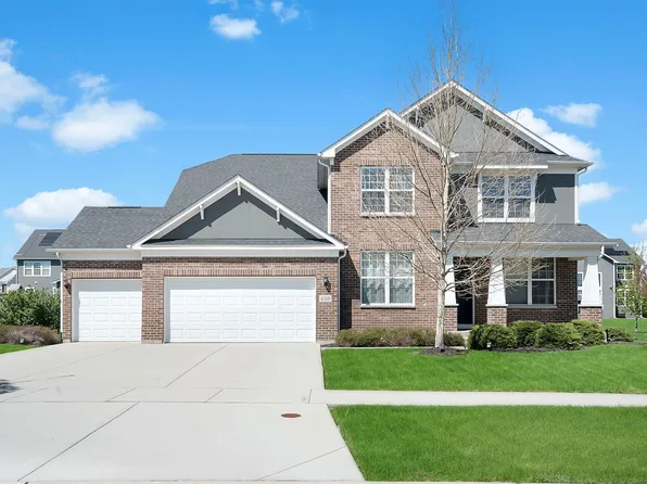 4319 Plantree Rd, Naperville, IL 60564