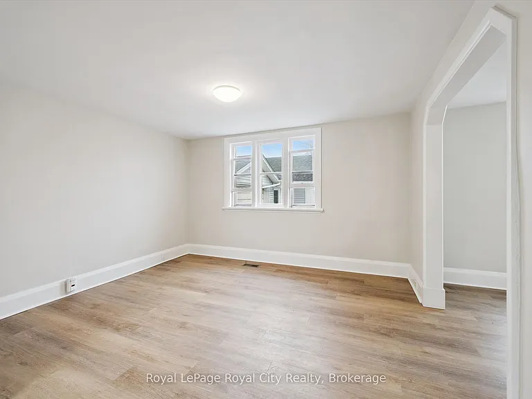 29 Hooper St W #2 — Photo 9