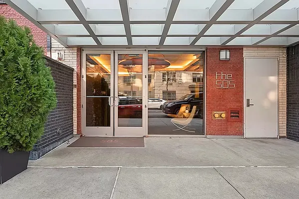 Rented by Douglas Elliman | media 28