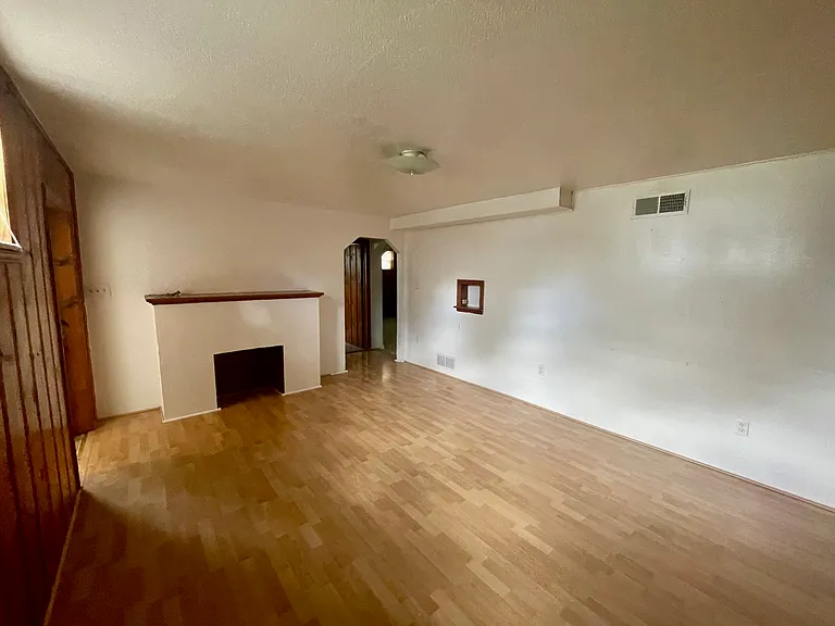 929 Avenue C #1 — Photo 6