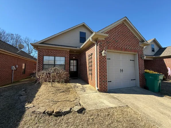 2015 Springfield Dr, Belden, MS 38826