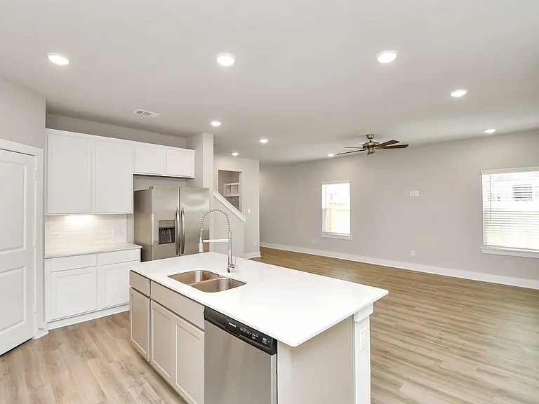 21026 Bay Village Dr #A — Photo 48