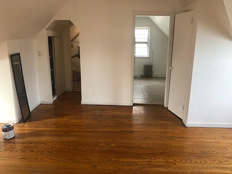 11 William St #3 — Photo 5