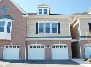 405 River Pl, Butler, NJ 07405