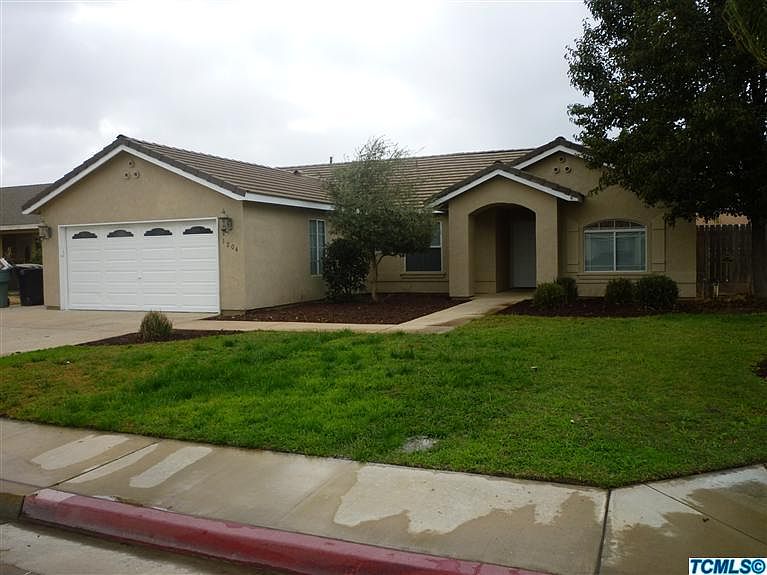 1st image of 1204 Briarwood Dr