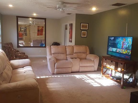 2nd image of 5339 Hillock Way