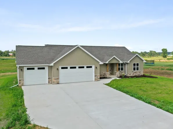 1894 Lost Trl, Suamico, WI 54173