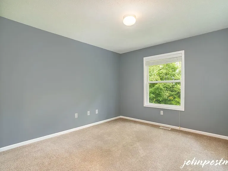 3628 Long Grove Dr SE — Photo 37