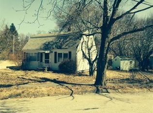 48 Temple Rd, Waltham, MA 02452