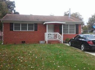 614 Spring Garden Cir, High Point, NC 27260