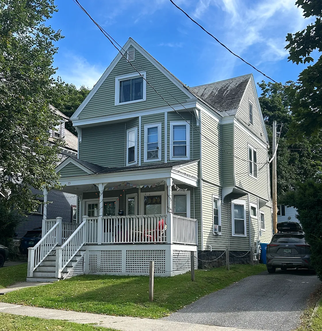 4 bed, $4,900 — Photo 1