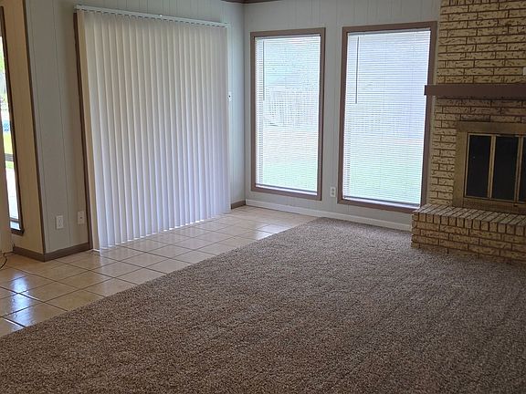 4th image of 2909 Cypress Dr