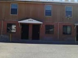 3900 11th St NW APT 5, Albuquerque, NM 87107